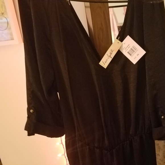 Black silky feeling jumpsuit - Picture 1 of 3
